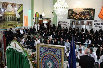  مراسم گرامیداشت شهدای جنگ تحمیلی خانواده بزرگ مجتمع بیمارستانی امام خمینی(ره) برگزار شد