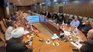 همدلی و هم‌افزایی مسئولان ایثارگران دانشگاه علوم پزشکی تهران در آستانه برگزاری هرچه باشکوه‌تر بزرگداشت هفته دفاع مقدس 