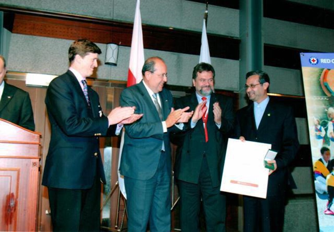 گفتگوی صمیمانه با دکتر احمدعلی نوربالا، رزمنده دوران دفاع مقدس و استاد دانشگاه علوم پزشکی تهران